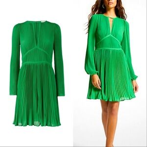 NWT MICHAEL KORS Georgette Pliss Green Pleated mini Dress size XS long sleeves